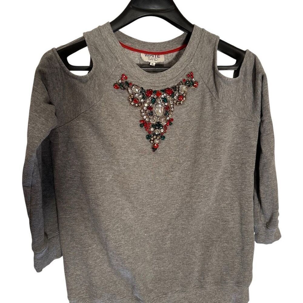 White Sand Embellished Cold Shoulder Casual Top Gray Medium